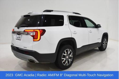 2023 GMC Acadia AWD SLT