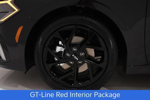 Aurora Black Pearl 2026 Kia K5 GT-Line FWD