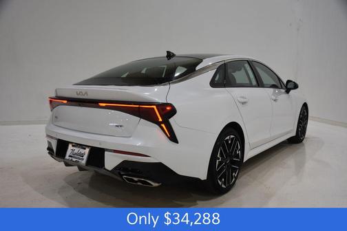 Snow White Pearl 2026 Kia K5 GT