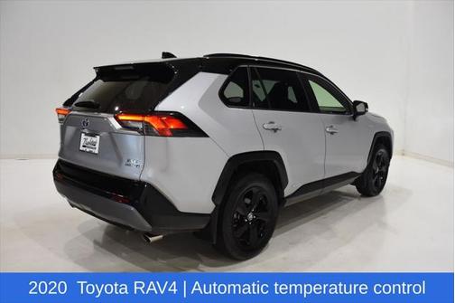 2020 Toyota RAV4 Hybrid SE