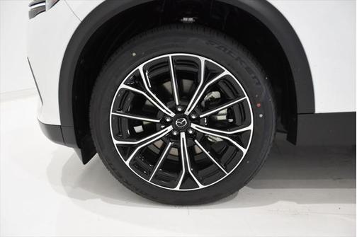 2025 Mazda CX-70 PHEV Premium Plus Package