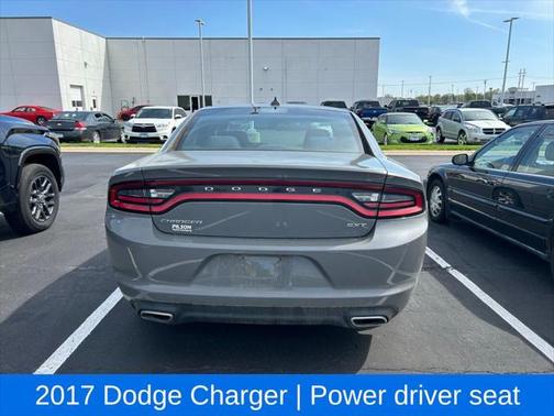 2017 Dodge Charger SXT