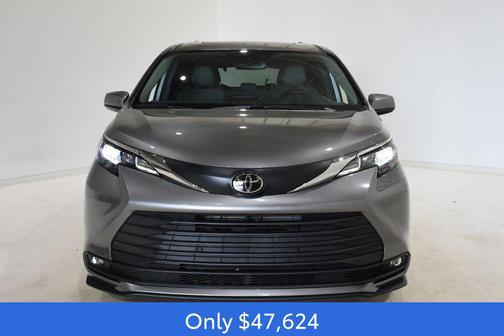 Heavy Metallic 2026 Toyota Sienna XLE