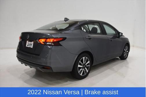 2022 Nissan Versa 1.6 SV