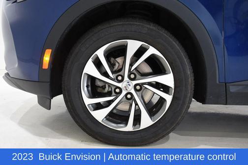 2023 Buick Envision Essence FWD