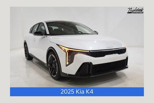 2025 Kia K4 GT-Line