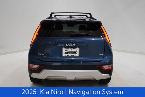 Mineral Blue 2025 Kia Niro EX