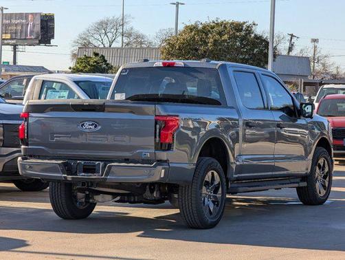2024 Ford F-150 Lightning XLT