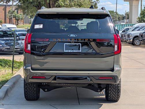 2025 Ford Expedition Tremor