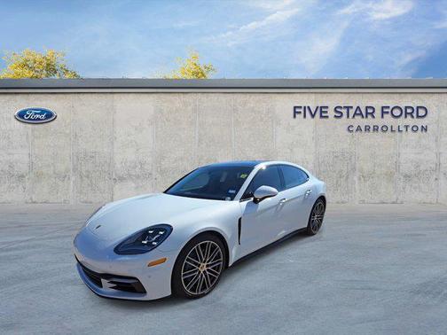 2018 Porsche Panamera 4S