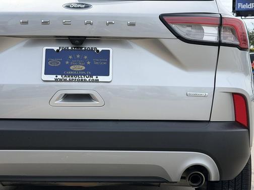 Ingot Silver Metallic 2020 Ford Escape SE