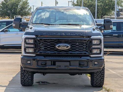 2025 Ford F-350 Lariat
