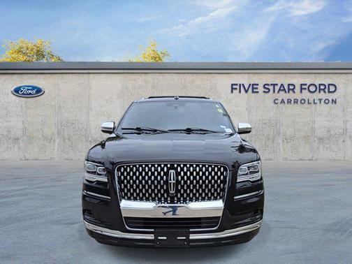 2022 Lincoln Navigator Black Label