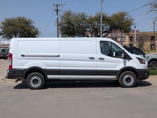 2025 Ford Transit-150 XL