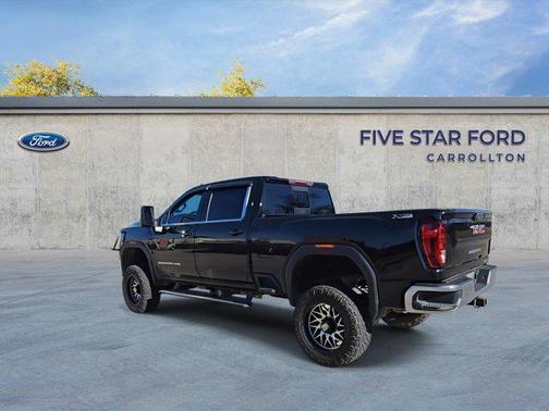 2024 GMC Sierra 2500 SLE