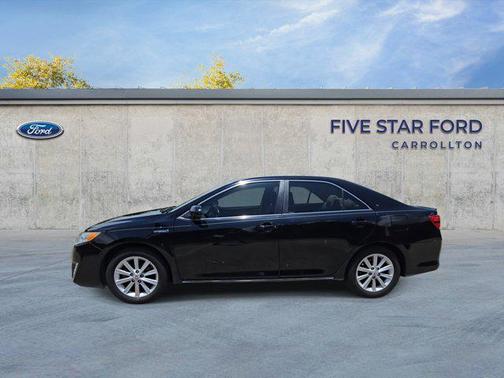 2012 Toyota Camry Hybrid XLE
