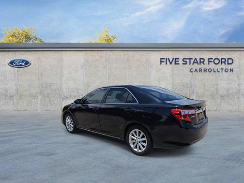 2012 Toyota Camry Hybrid XLE