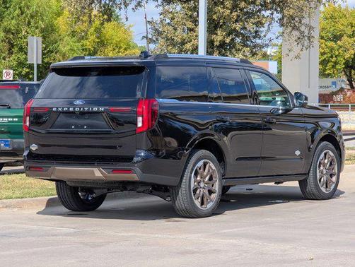 2025 Ford Expedition King Ranch