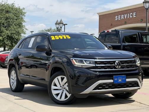 Deep Black Pearl 2022 Volkswagen Atlas Cross Sport 2.0T SE w/Technology