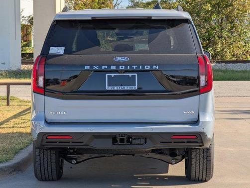 2025 Ford Expedition Max Active 4x2