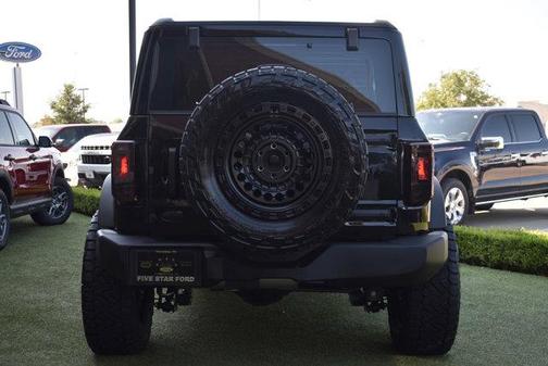 2025 Ford Bronco Base 4 Door 4x4
