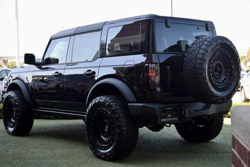 2025 Ford Bronco Base 4 Door 4x4