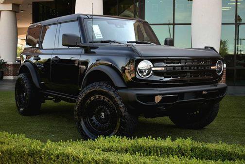 2025 Ford Bronco Base 4 Door 4x4