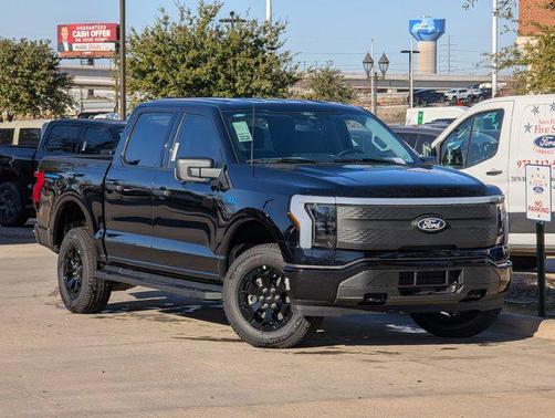 2025 Ford F-150 Lightning XLT
