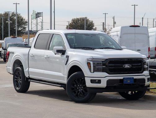 Star White Metallic Tri-Coat 2026 Ford F-150 Lariat