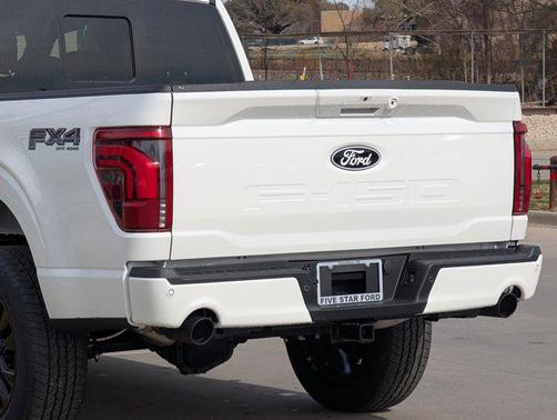 Star White Metallic Tri-Coat 2026 Ford F-150 Lariat