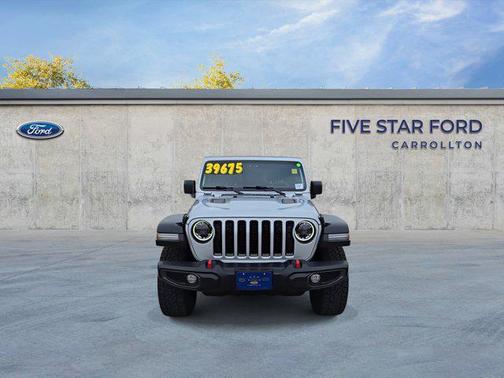 Silver Zynith Clearcoat 2023 Jeep Gladiator Rubicon