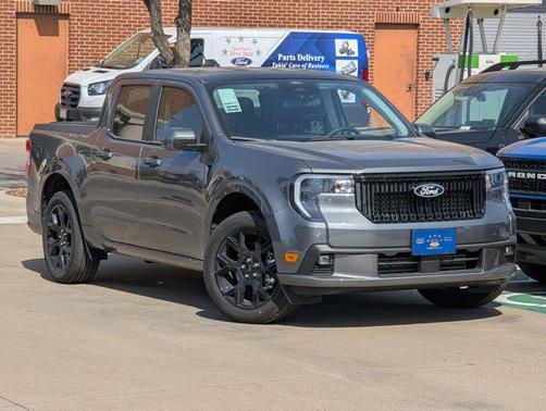 2026 Ford Maverick Lobo Standard