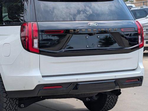 2025 Ford Expedition Tremor