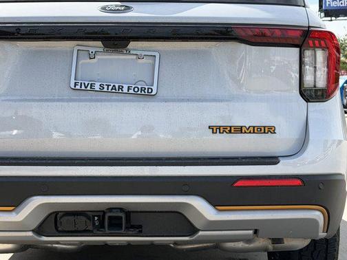 Space White Metallic 2026 Ford Explorer Tremor