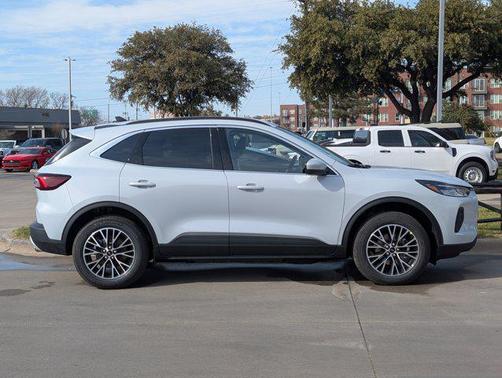 2026 Ford Escape PHEV Base