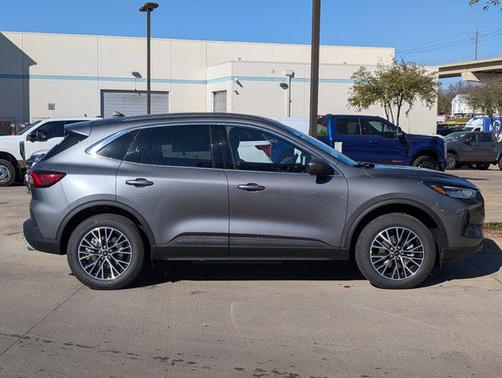 2026 Ford Escape PHEV Base