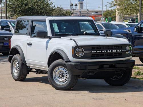 2025 Ford Bronco Base 2 Door 4x4
