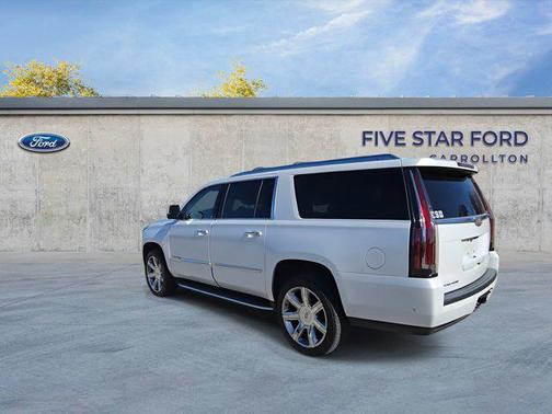 2020 Cadillac Escalade ESV Luxury