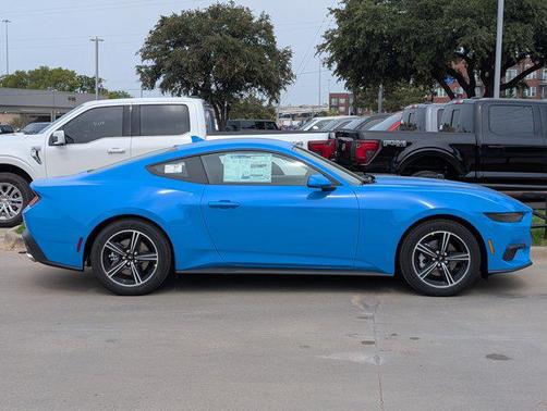 2025 Ford Mustang EcoBoost