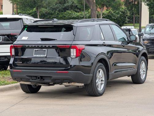 Agate Black Metallic 2026 Ford Explorer Active