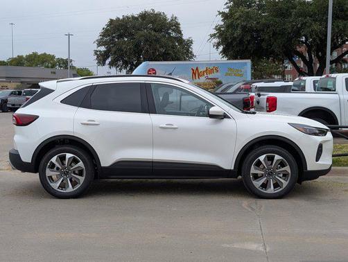 2025 Ford Escape Platinum