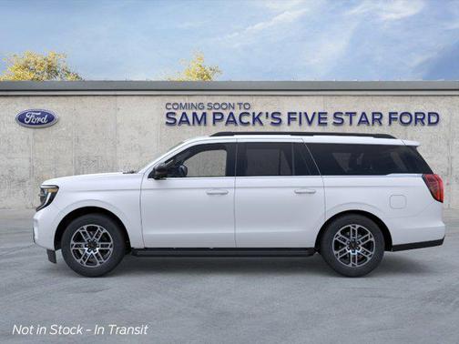 Star White Metallic Tri-Coat 2026 Ford Expedition Max Active 4x2