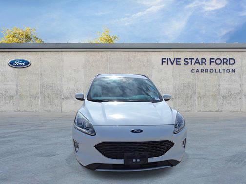 Oxford White 2020 Ford Escape SEL