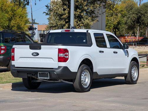 Oxford White 2025 Ford Maverick XL