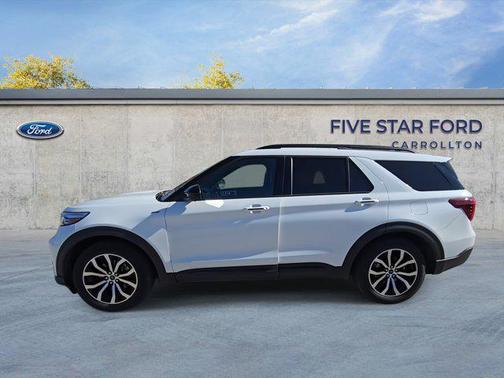 2023 Ford Explorer ST-Line