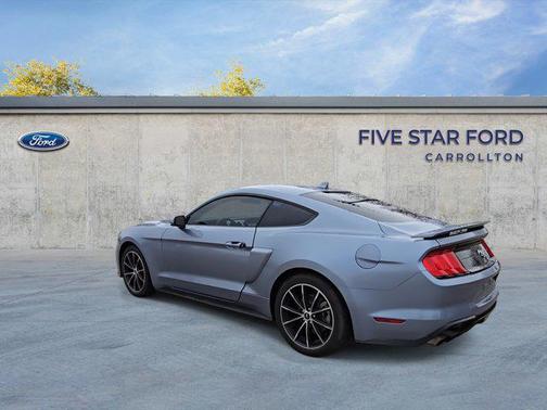 2022 Ford Mustang EcoBoost Premium