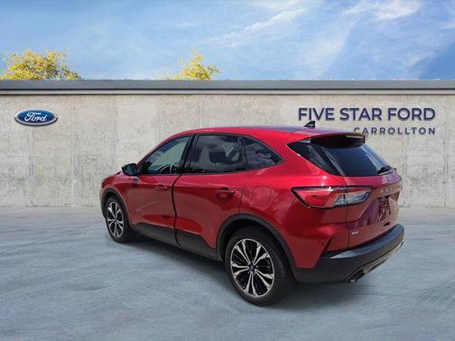 2021 Ford Escape SE