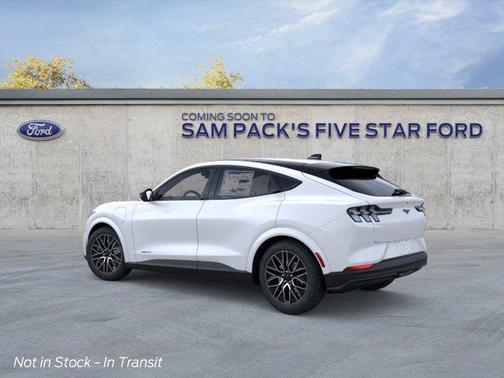 Star White Metallic Tri-Coat 2026 Ford Mustang Mach-E Premium