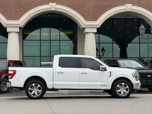 Star White Metallic Tri-Coat 2022 Ford F-150 Lariat