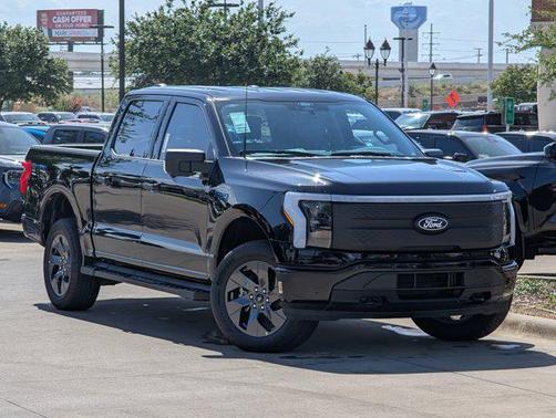 2025 Ford F-150 Lightning Flash